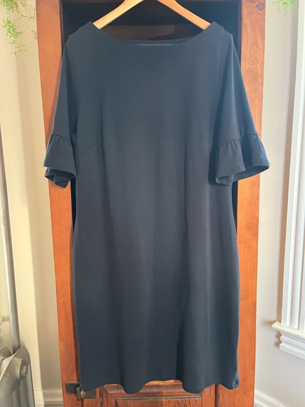 Talbots 100% heavyweight Cotton Ruffle Sleeve Navy Sheath Dress